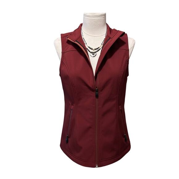 Shyanne Women's Softshell Zip Vest, Red, Size XS - Western Style - Picture 2 of 12